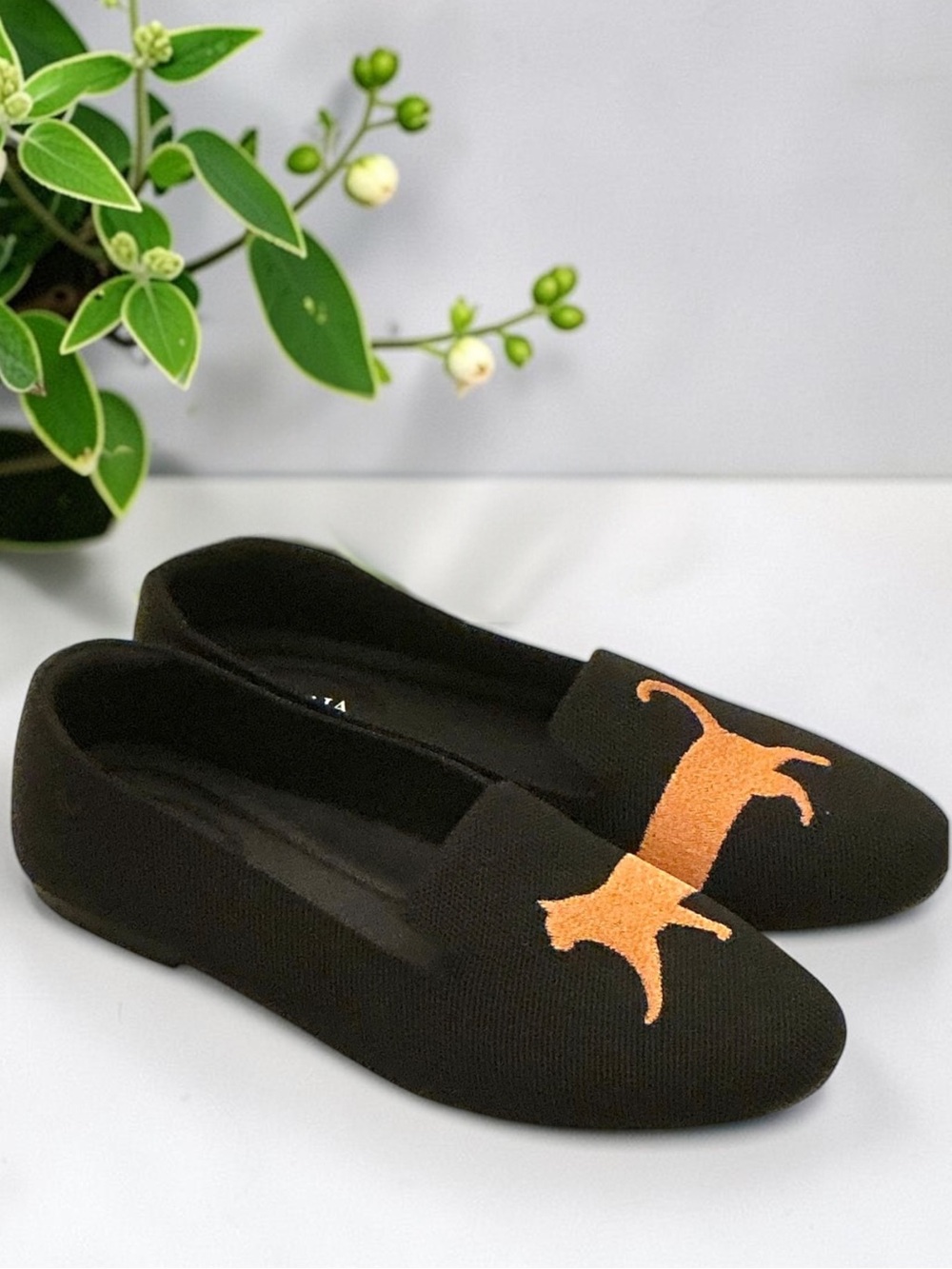 VIVAIA Audrey Orange Cat Embroidered Black Knit Slip-on Loafers Size: EU 42/10